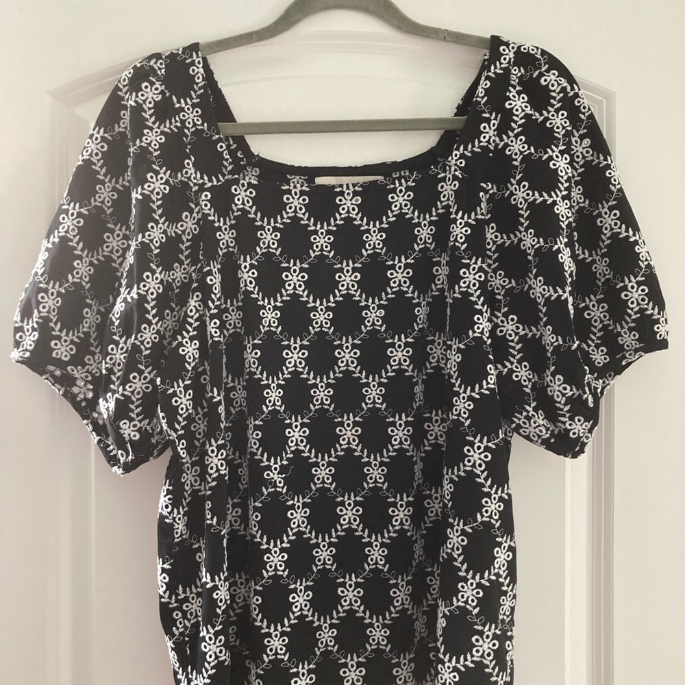 LOFT Black and White Eyelet Short Sleeve Blouse